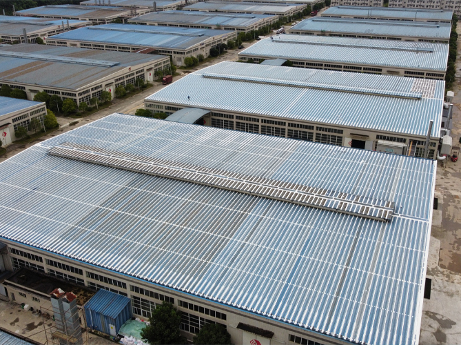 閬中宜華木業鋼結構廠房彩鋼瓦屋面防水修繕項目 ——SYR 無縫防水系統根治多年滲漏難題